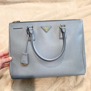 Prada Saffiano Lux Leather tote in Astrale